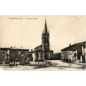1907-1915- HEVILLIERS (Meuse) La Place et P'Eglise Postcard